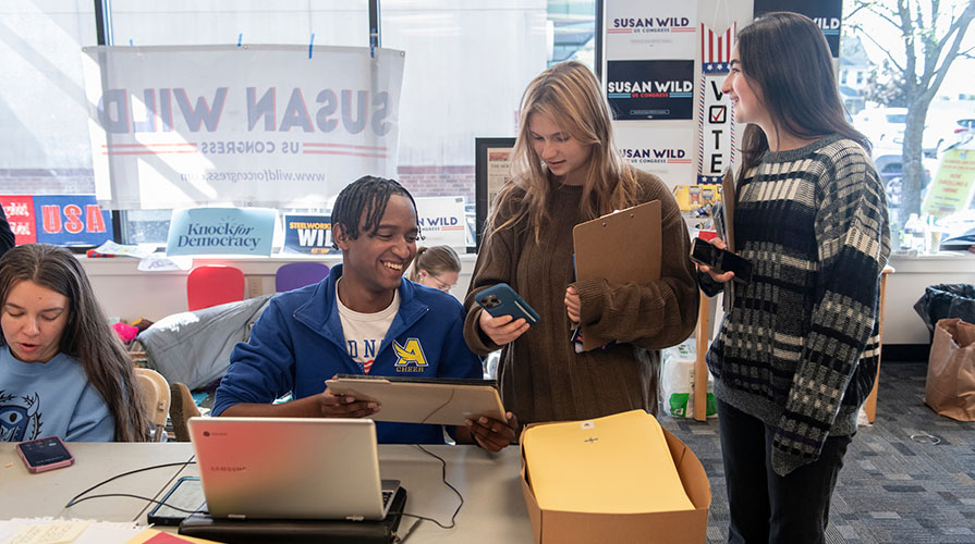 Occidental College students working on a political campaign in Pennsylvania in 2024