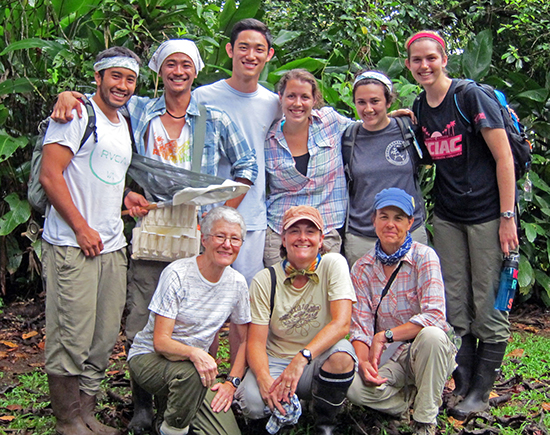 Professors Gretchen North, Shana Goffredi, and Beth Braker, kneeling, with their Oxy student researchers in Costa Rica in 2012. 