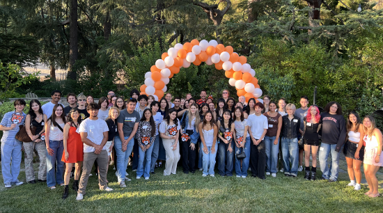 L.A.-area Oxy alumni welcomed members of the incoming Class of 2028 on July 14 at La Cañada Flintridge.