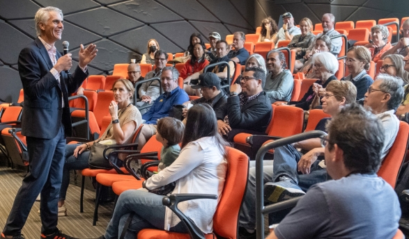 President Stritikus addresses alumni and parents during Homecoming & Family Weekend on October 19.