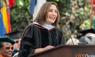 Rosalind Wiseman '91 addresses the Class of 2025